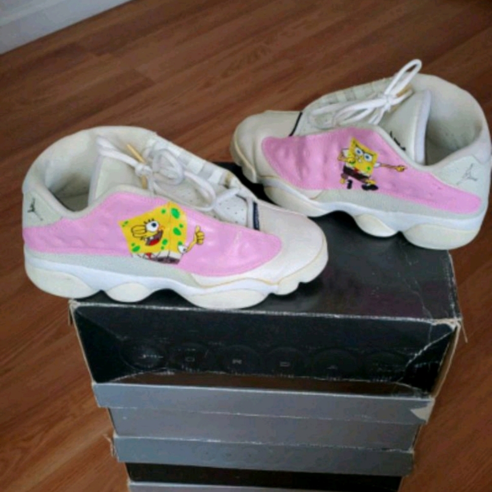 Custom Made Air Jordan's 13 White Size 6Y in the b